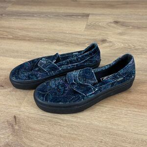 VANS Style 53 Velvet Paisley Slip On Loafers Size 7 Women’s Blue Platform